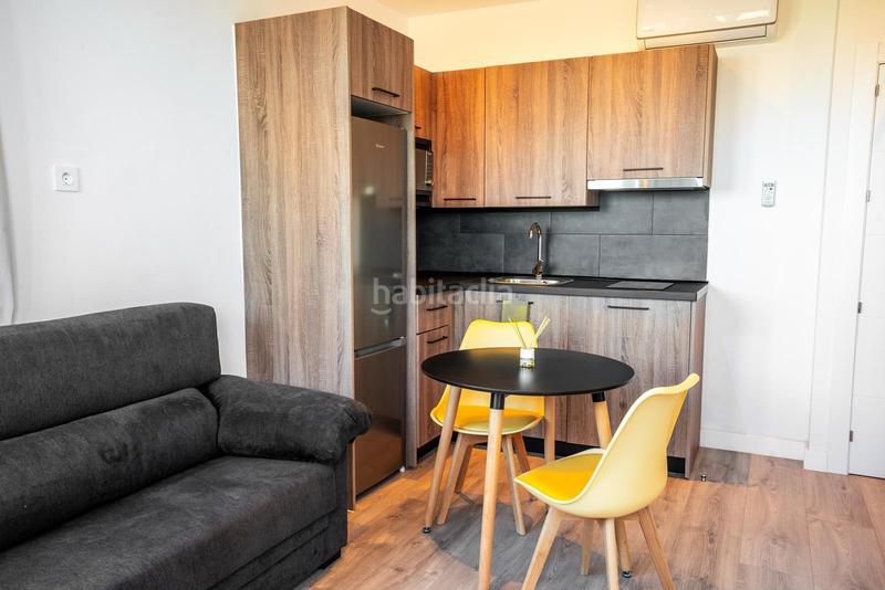 Foto 83b21ce6-09d2-4171-b184-12642b047402. Attico con parcheggio piscina in Nueva Andalucía centro Marbella