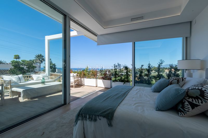 Foto 3e827a6a-56a5-463e-8a7d-0a3131b43152. Casa amb aparcament piscina a Valdeolletas - Las Cancelas - Xarblanca Marbella
