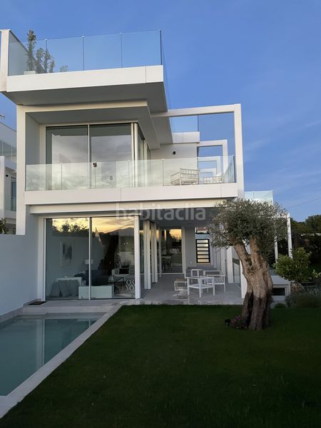 Foto 7560407d-189d-451b-b765-129d0cac1f5e. Casa amb aparcament piscina a Valdeolletas - Las Cancelas - Xarblanca Marbella