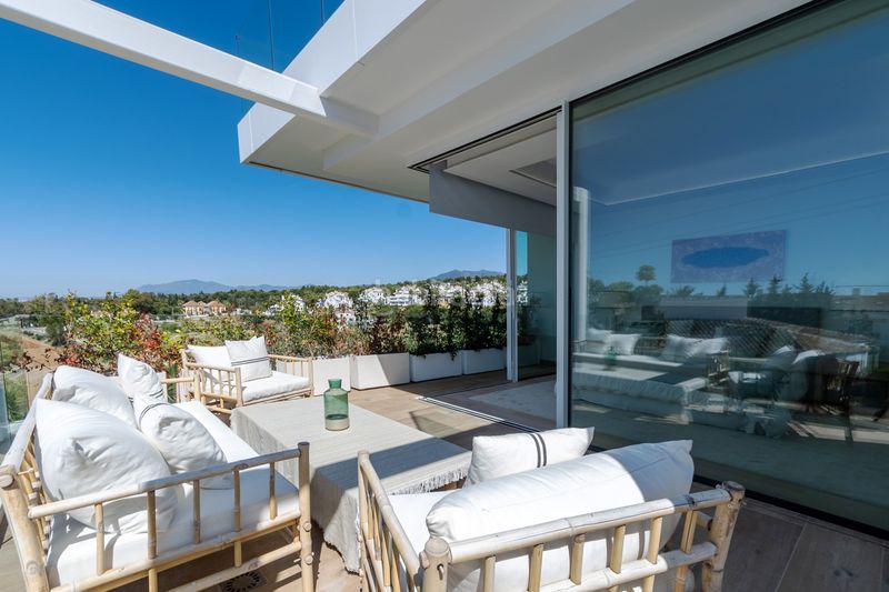 Foto d9430233-ea7f-4c5e-acc6-ac55ea72a673. Casa amb aparcament piscina a Valdeolletas - Las Cancelas - Xarblanca Marbella