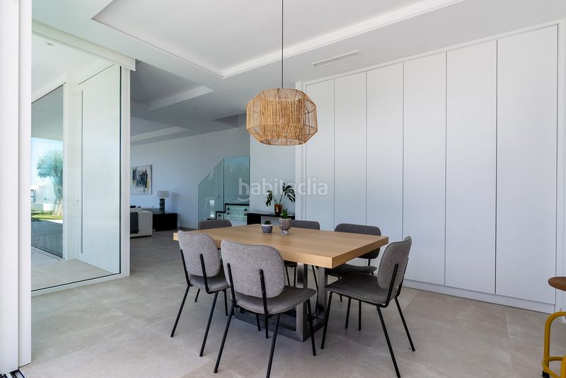 Foto dee530ce-d0e9-4dd2-b521-d7191faa05bc. Casa amb aparcament piscina a Valdeolletas - Las Cancelas - Xarblanca Marbella