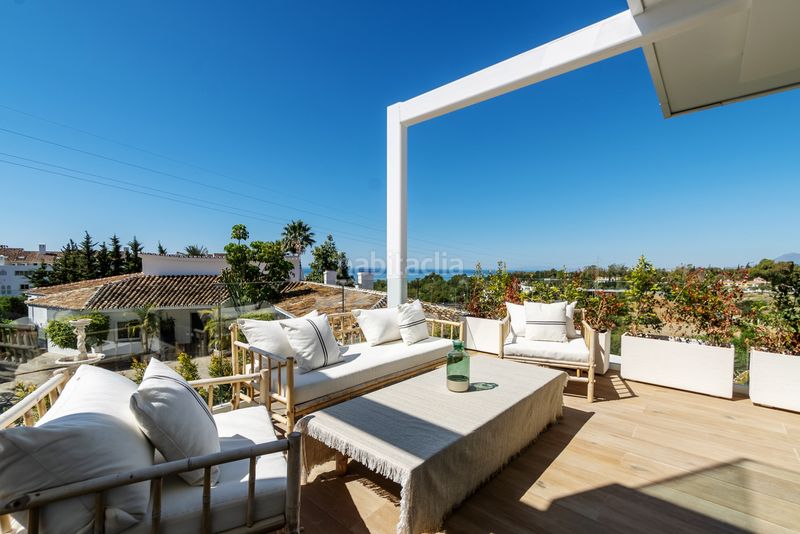 Foto faefebc2-6e70-40b2-8bcc-bd60a8b20aa0. Casa amb aparcament piscina a Valdeolletas - Las Cancelas - Xarblanca Marbella