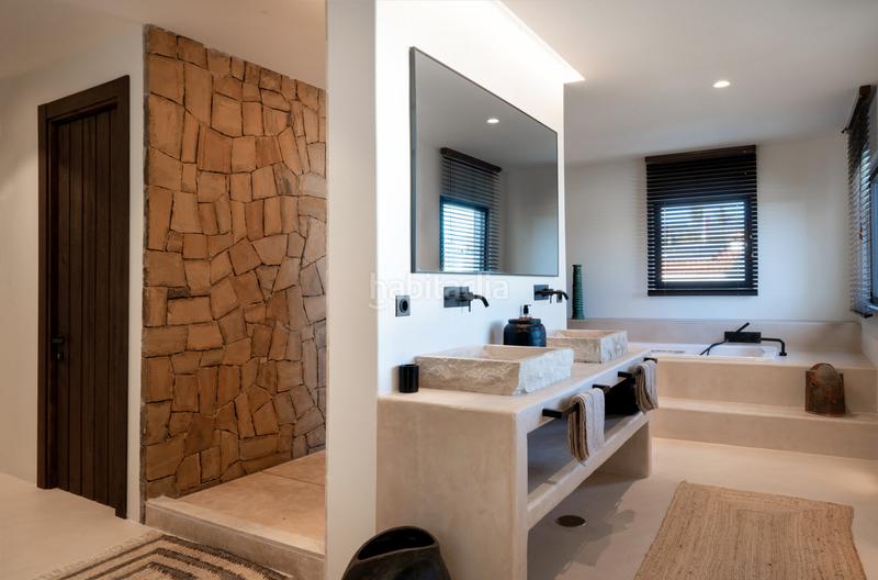 Foto 9e171403-e8e5-49f2-8200-ce60f0b1fb2e. Maison avec parking piscine dans La Concha - Resina Golf Estepona