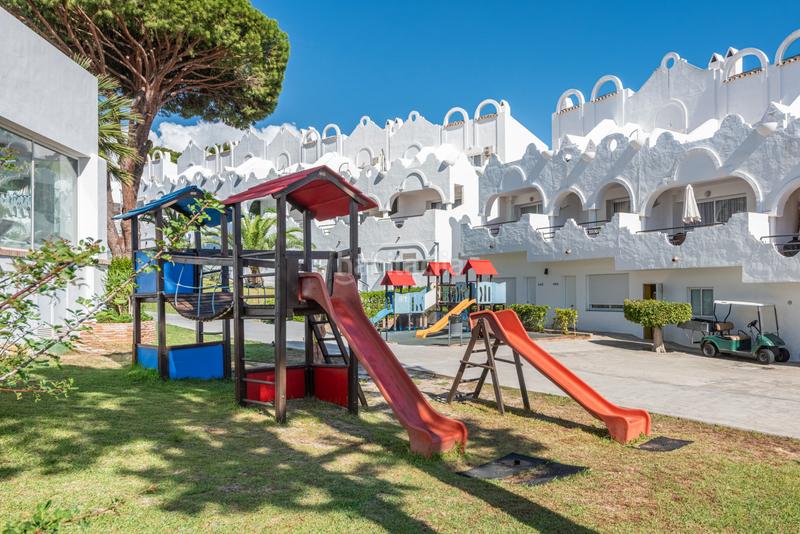 Foto 38ed07ad-24a8-4dc5-8a89-18fb72237a59. Casa adosada  en venta en reserva en Cabopino - Artola Marbella