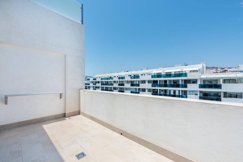 Foto 968b795a-7ec4-4217-a7dd-6553be8281f4. Ático moderno apartamento en una excelente ubicación en las lagunas, en Mijas