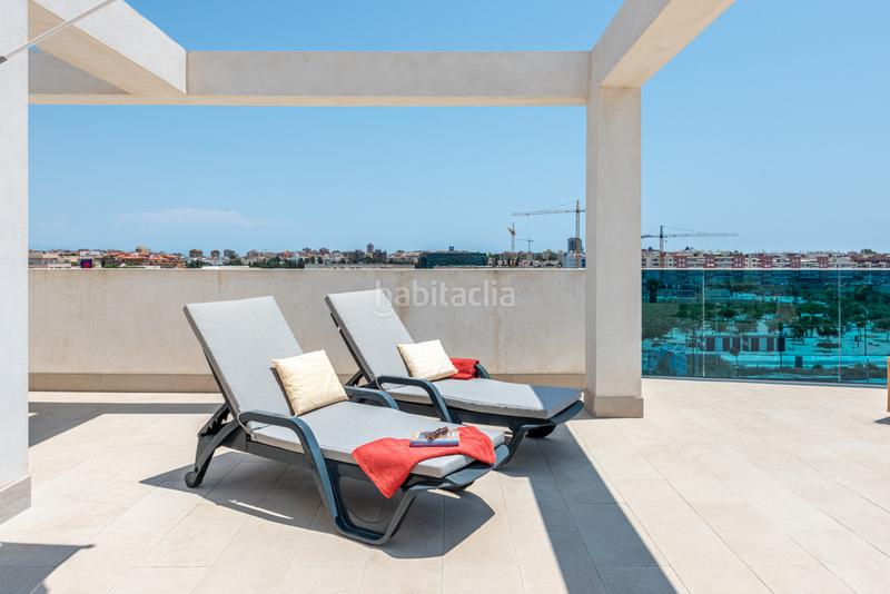 Foto b8049d8e-9708-4511-a943-8221ebec4b5b. Ático moderno apartamento en una excelente ubicación en las lagunas, en Mijas