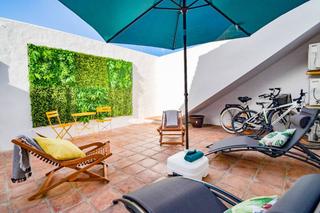 Casa adossada a Bahía Dorada. Adosado a solo 100 metros del mar  luz, espacio y rentabilidad!