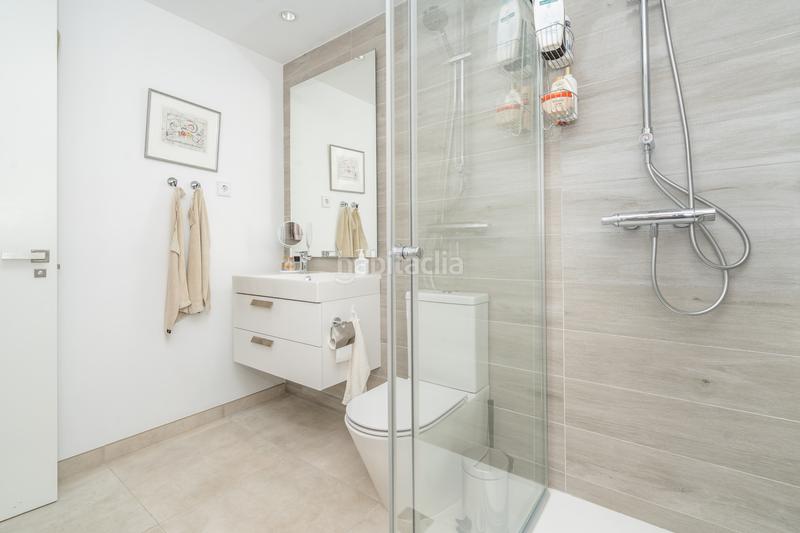 Foto 205221ea-8aa2-4a40-94e0-079180e617ba. Dachwohnung mit parking in Centro Estepona