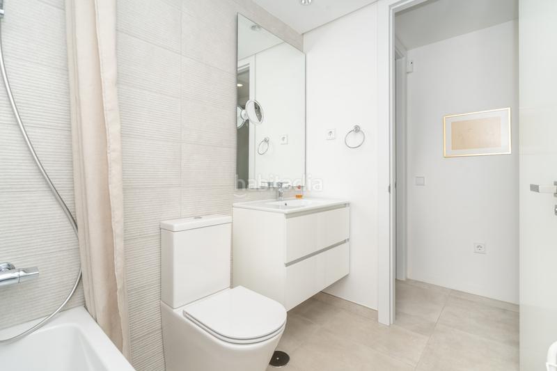 Foto 7632a7dc-ef35-4b13-83db-d71da3ffd314. Dachwohnung mit parking in Centro Estepona