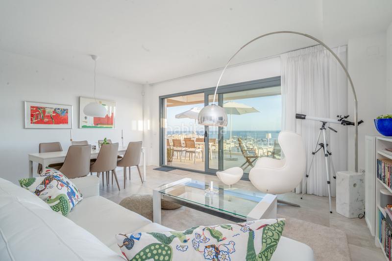 Foto 7c58085a-468c-41a6-b405-a73d4ee83985. Dachwohnung mit parking in Centro Estepona