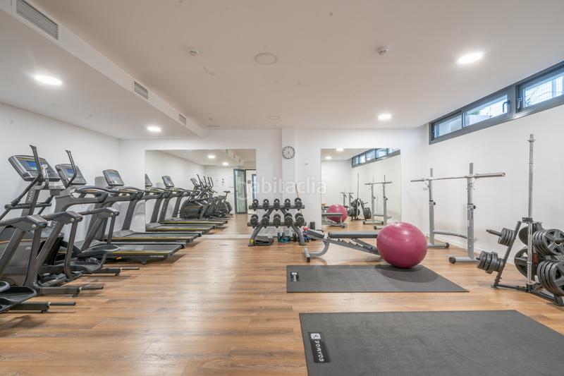 Foto aaee3f64-996b-408a-a1ea-b1f8dbc576b2. Dachwohnung mit parking in Centro Estepona