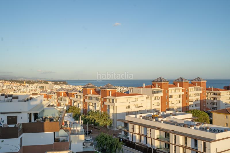 Foto e895a8d0-25ca-4b36-b1eb-c5a4e270491e. Dachwohnung mit parking in Centro Estepona