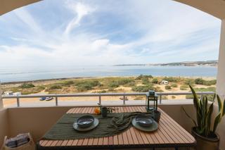 Estudio en Seghers. Estudio en venta en primera línea de playa  en estepona  vistas