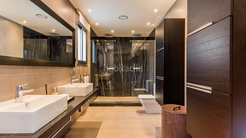 Foto af19c5fa-6c71-4c9d-bfd8-ea904b77df5e. Alquiler casa villa de lujo en venta en Las Brisas, nueva andalucía, en Marbella