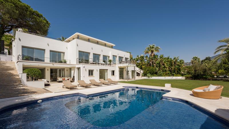 Foto ede6ea94-3994-419f-8d67-7267eb2ae60d. Location maison avec parking piscine dans Las Brisas Marbella
