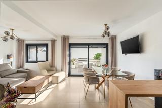 Casa a schiera in Paraiso - Barronal. Luminoso adosado de 3 dormitorios en paraísobarronal, costa del