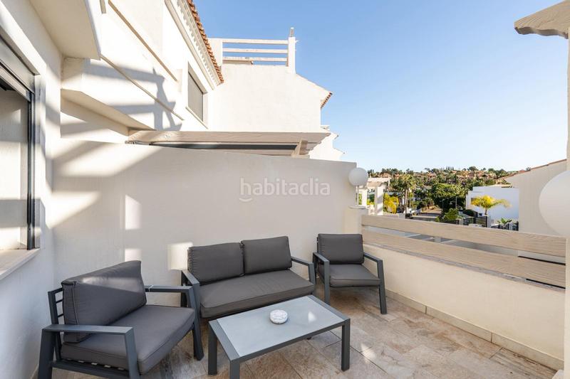 Foto 22dd1662-71d1-4bd6-8f99-f7c94e739f90. Maison jumelée avec parking dans Paraiso - Barronal Estepona