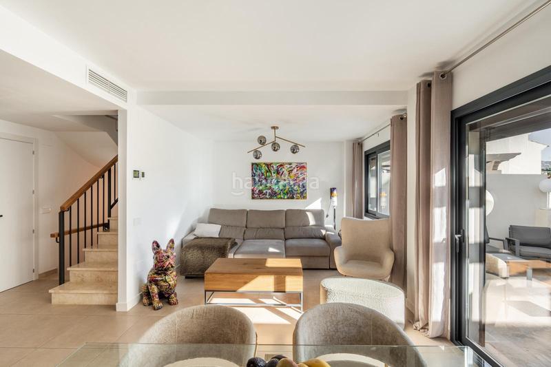 Foto a24e04d1-7487-4bda-9c2f-3a9f318dcc0d. Maison jumelée avec parking dans Paraiso - Barronal Estepona