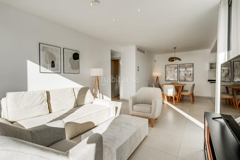 Foto 322f0368-92c0-4586-bb9a-3a0c905dffad. Reihenhaus mit parking pool in Bel - Air Estepona