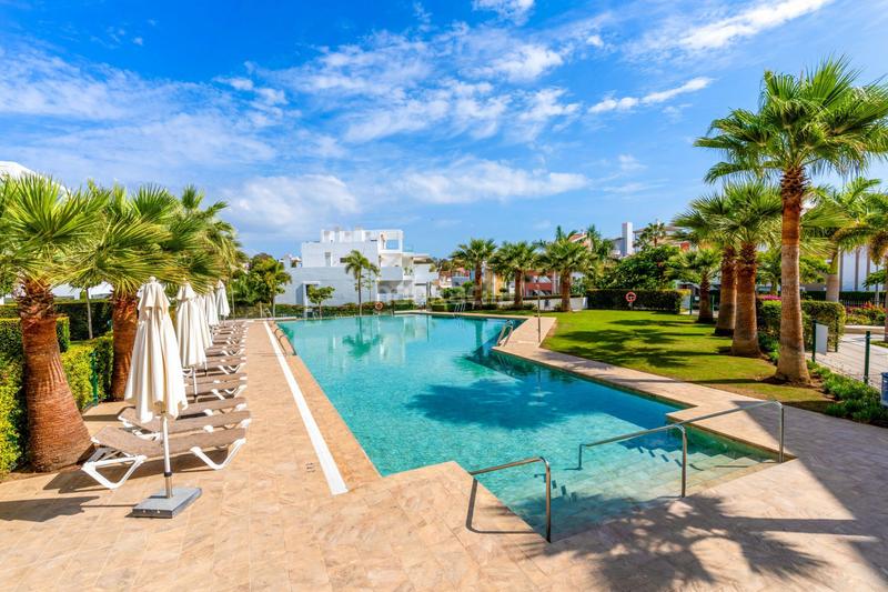 Foto 4feb91cb-8f22-4b38-869d-dad91c17b2dd. Appartement avec parking piscine dans Paraiso - Barronal Estepona