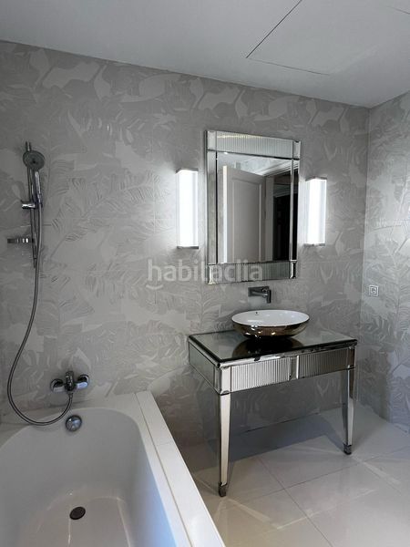 Foto 5e57d7af-effb-49c9-9080-5394ac6a8201. Casa amb calefacció aparcament piscina a Sierra Blanca Marbella