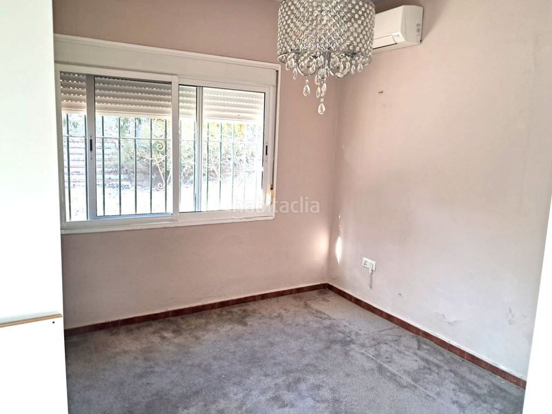 Foto 98d121fd-9805-4bb8-bacb-e0c2b3b351b0. Casa amb aparcament piscina a Centro Estepona