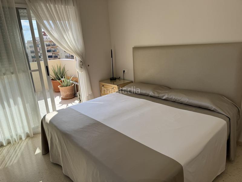 Foto 20cc63f4-7bfc-4ce8-8222-bc73cf48bf96. Attico con parcheggio piscina in Centro Estepona