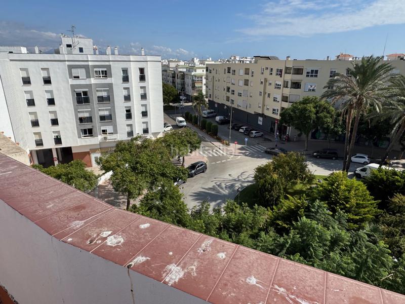 Foto c2989971-aebe-441f-becf-f87b8c68c938. Attico con parcheggio piscina in Centro Estepona