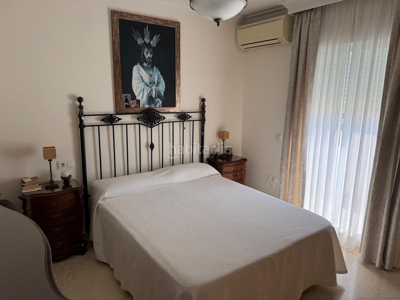 Foto f69ab7ad-3bf4-4323-99a6-ab33ed0130ff. Attico con parcheggio piscina in Centro Estepona