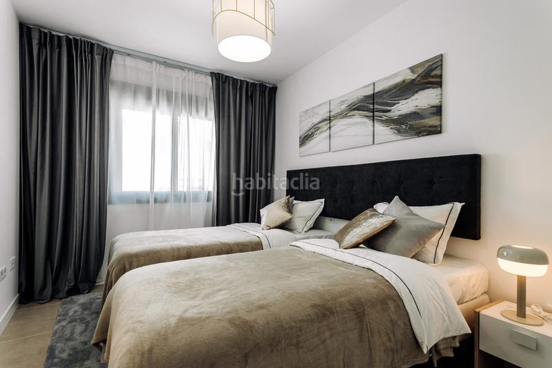 Foto 387b0e9a-ee96-4a04-b103-01e97e1d0e56. Miete reihenhaus mit parking pool in Paraiso - Barronal Estepona