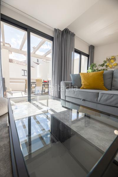 Foto 6ea99878-eb00-485b-ab1d-e99ad7c3631f. Miete reihenhaus mit parking pool in Paraiso - Barronal Estepona