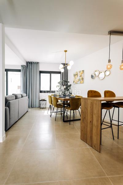 Foto 77a93ef8-586e-43b9-ace0-7a29375d7738. Miete reihenhaus mit parking pool in Paraiso - Barronal Estepona