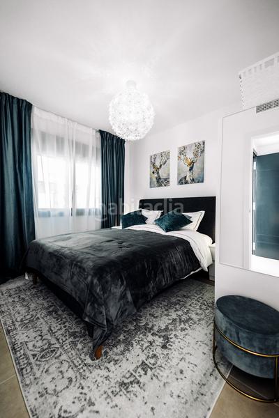 Foto e73efc8c-15af-4948-8b8f-ce5d53e385e6. Miete reihenhaus mit parking pool in Paraiso - Barronal Estepona