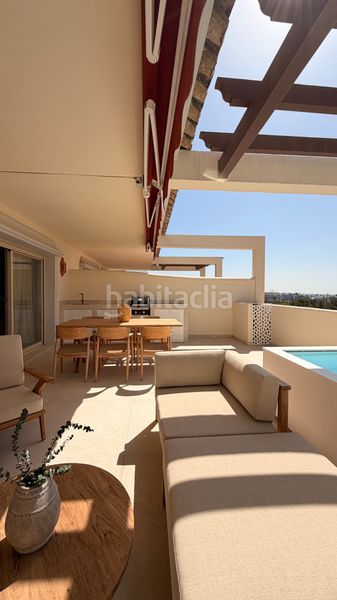 Foto 5e8df89c-03f9-4a22-be51-77b0f9590964. Apartament amb aparcament piscina a Los Naranjos Marbella