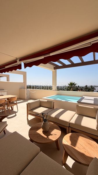Foto 73e0a8e3-519b-4c50-a3fd-f24641a32489. Apartament amb aparcament piscina a Los Naranjos Marbella