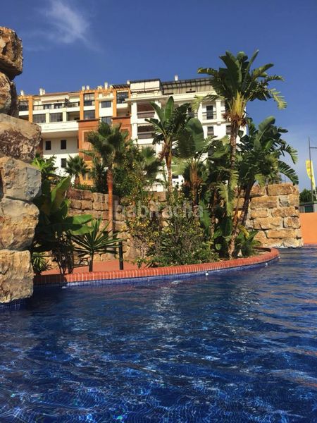 Foto 5c5377f2-5b32-4582-bfbf-a7be98e973d3. Apartament amb aparcament piscina a Nueva Alcántara Marbella