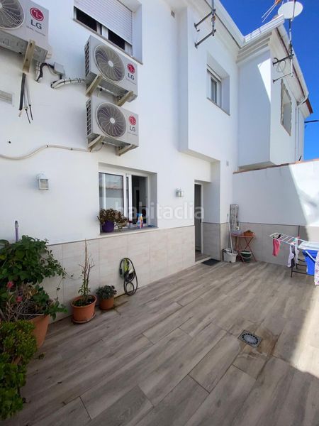 Foto 9b709210-5754-48d1-ad44-2cbd6708f3fc. Casa adossada amb aparcament a Casares pueblo Casares
