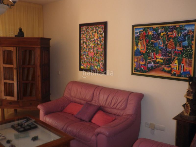 Foto df399591-dba1-4b95-8a82-3f40994ebb99. Casa adossada amb piscina a Los Llanos Estepona
