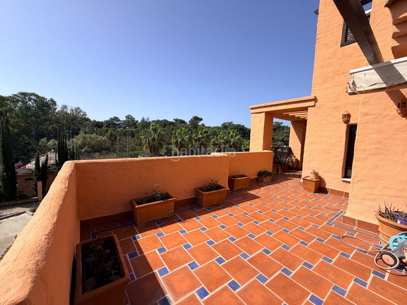 Foto be7066da-6a31-4ead-9743-04a164457aa9. Àtic amb aparcament piscina a Atalaya - Isdabe Estepona