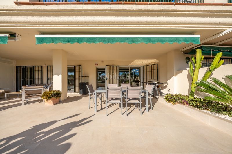 Foto c77f1683-8101-4f3e-9b7f-b40d12179151. Apartament amb aparcament piscina a Nueva Andalucía centro Marbella