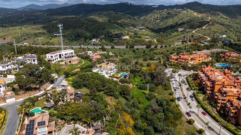 Foto be06fa5d-7e43-4659-a97c-fb5edc9bd2fe. Residential plot in Hacienda Las Chapas Marbella