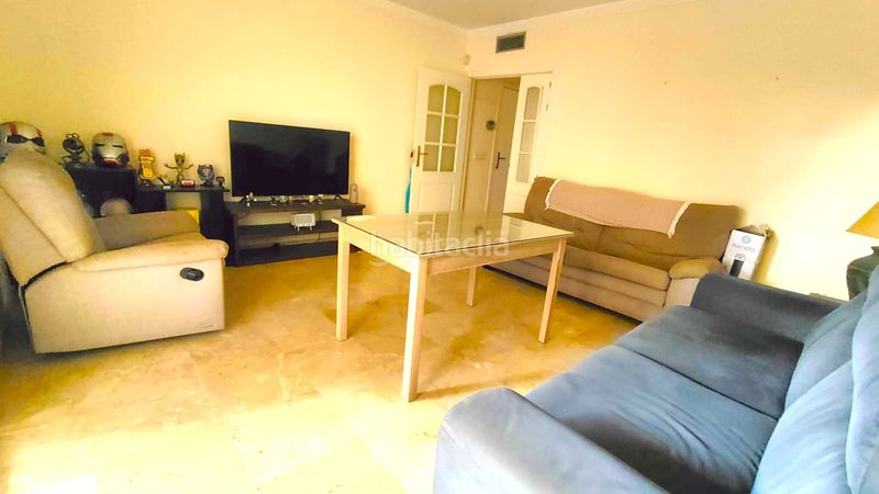 Foto 3bc305d9-b0fb-4320-81d1-2db43bf61a94. Apartament amb aparcament a Centro Estepona