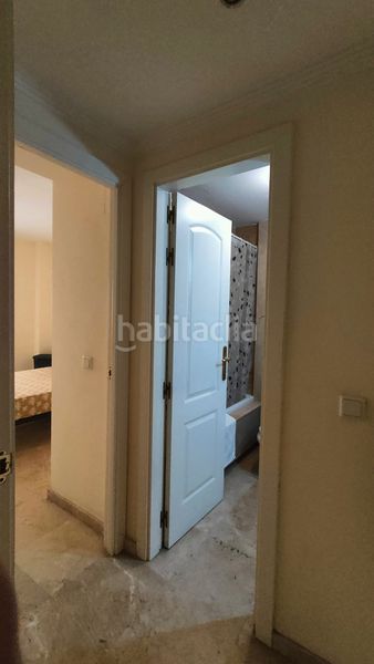 Foto 64d8f1e5-3c17-42bc-8cce-da40f8c19429. Apartament amb aparcament a Centro Estepona