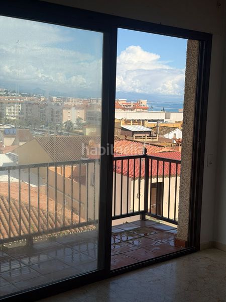 Foto 6a0a2511-412b-4d06-bb18-038de67cebe3. Estudio  luminoso en pleno centro de sabinillas en Manilva