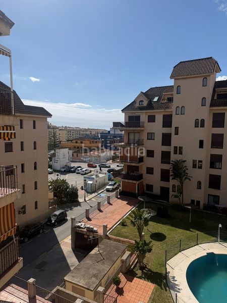 Foto efdf853f-acd6-40c8-9ae8-7298208d07c1. Estudio  luminoso en pleno centro de sabinillas en Manilva