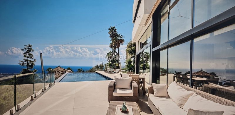 Foto acb5cd0b-9b14-433a-8135-7fbd65731c69. Casa amb aparcament piscina a Casco Antiguo Marbella