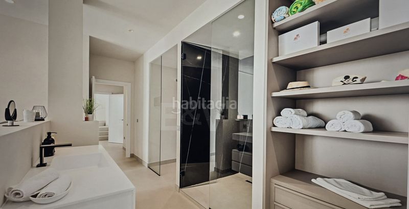 Foto ffc33716-e989-46be-a7df-487af6e2c33f. Casa amb aparcament piscina a Casco Antiguo Marbella