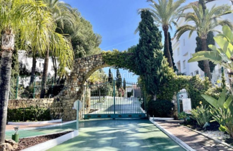 Foto 1185de4b-ba87-4aab-a2e2-fa4076f4db15. Àtic amb calefacció aparcament piscina a Casco Antiguo Marbella