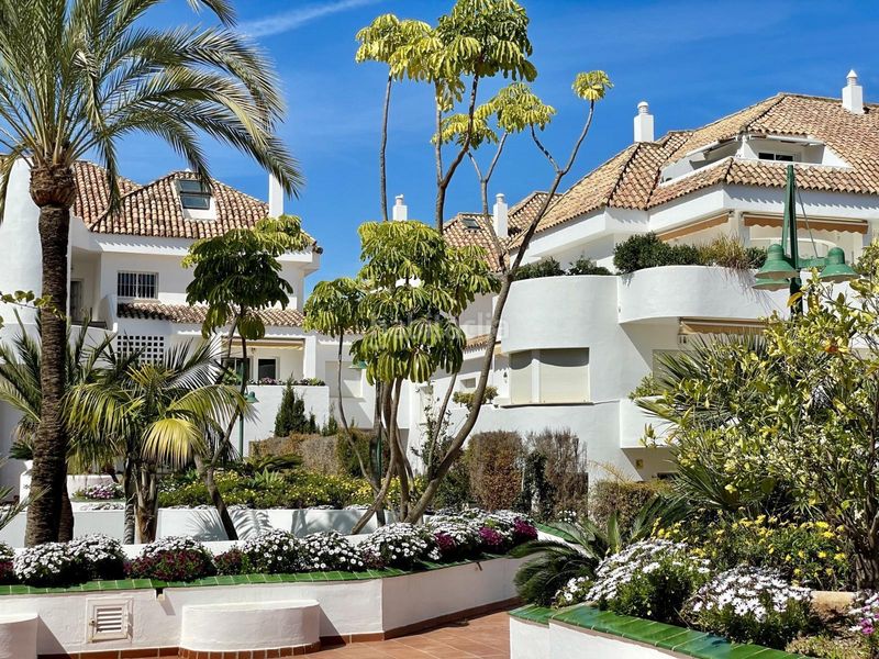 Foto 3f6ab2a4-a391-4e6b-999b-c0c00bdba8e3. Àtic amb calefacció aparcament piscina a Casco Antiguo Marbella