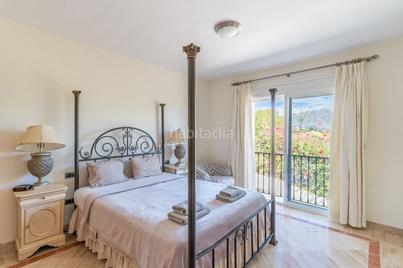 Foto 925d4a62-b0c4-4527-a767-353398594fa4. Casa amb aparcament piscina a los arqueros - puerto del almendro Benahavís